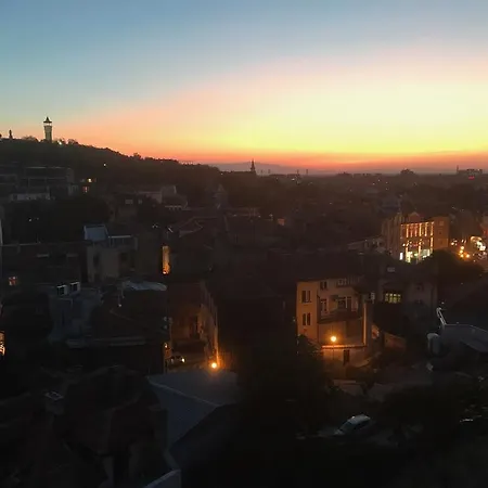 къща стария град 3* プロヴディフ